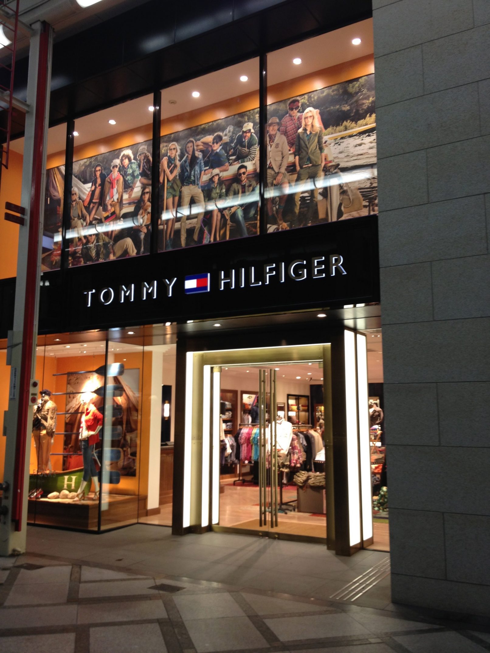tommy hilfiger outlet shop