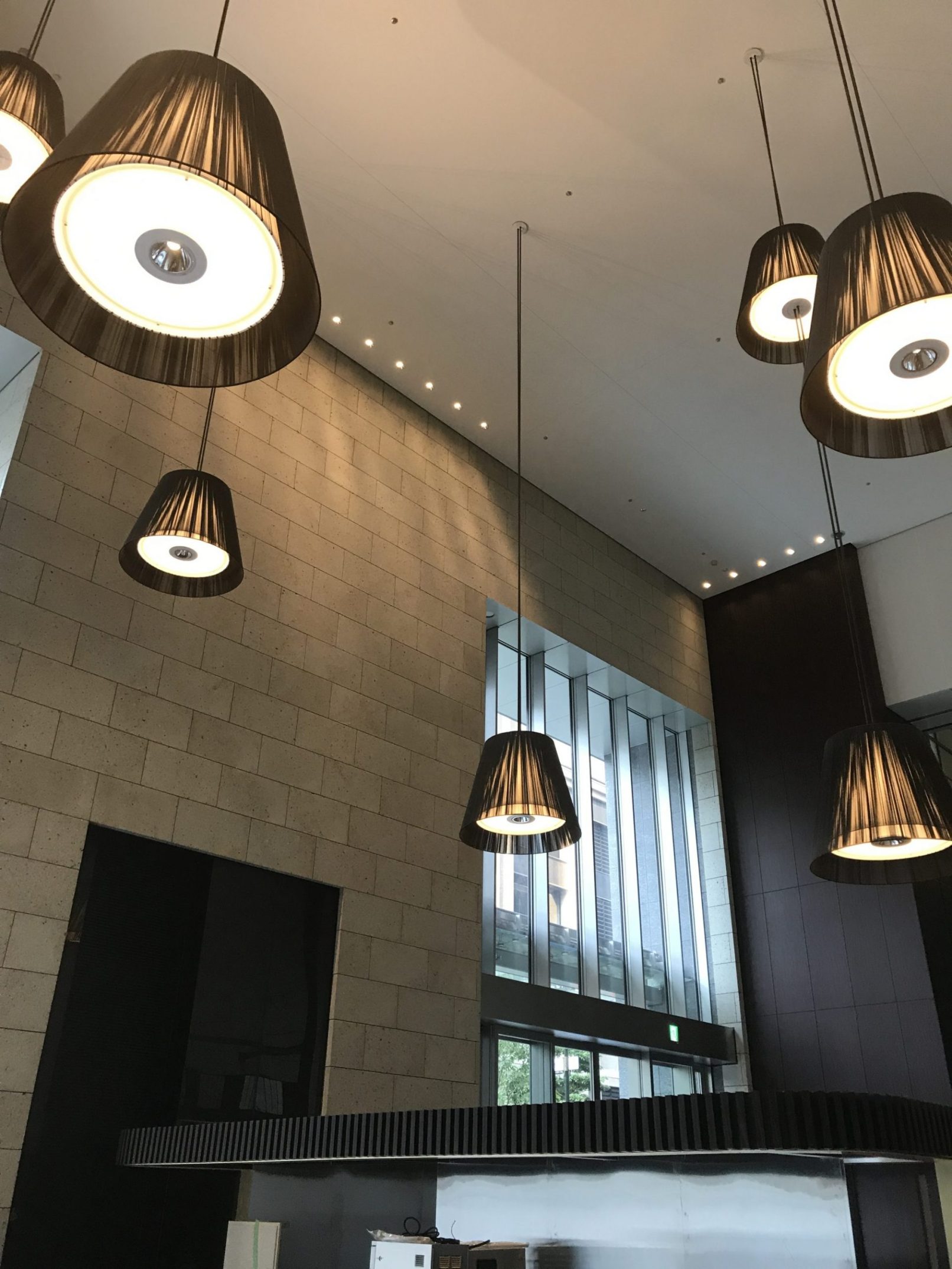 某日本橋ビルディング