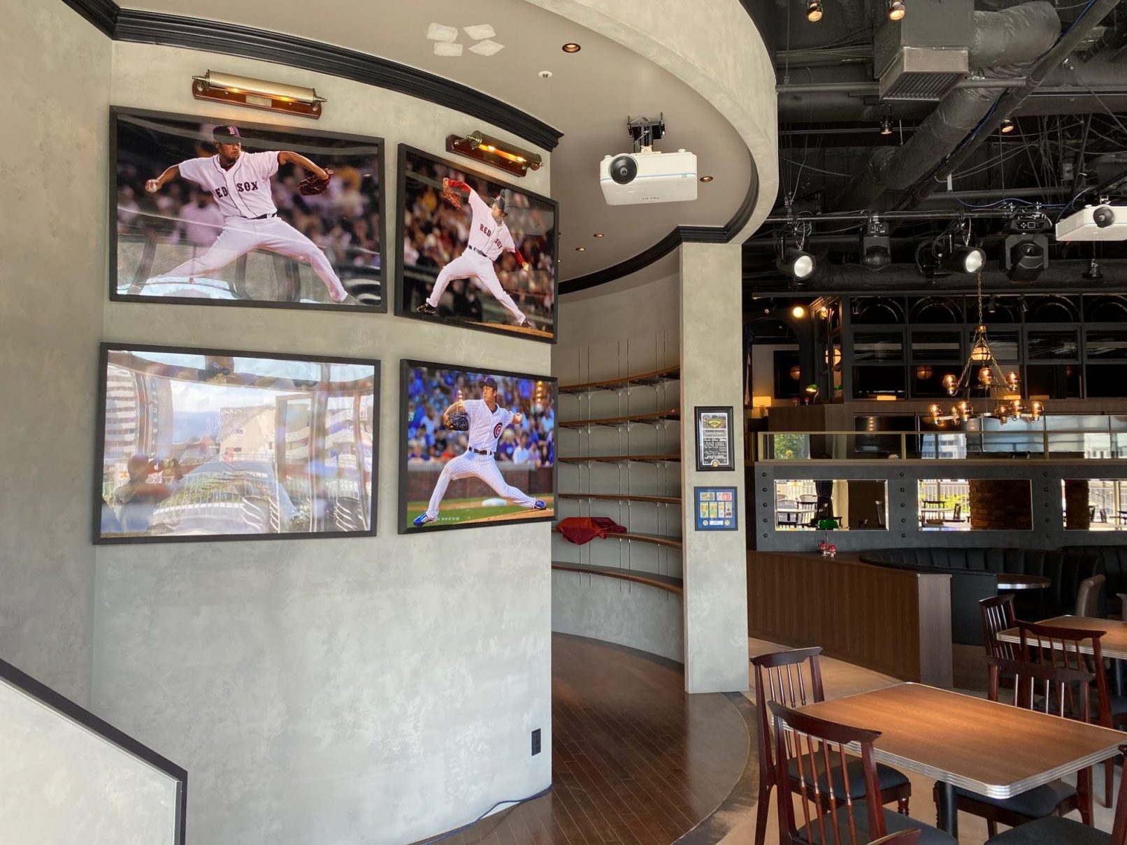 MLB cafe