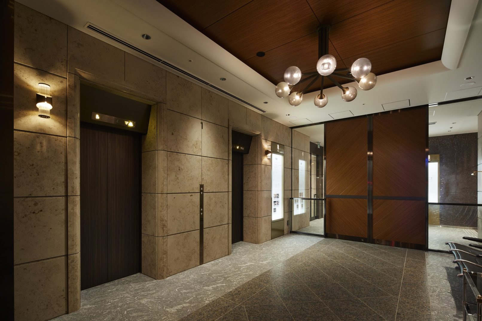 THE AOYAMA GRAND HOTEL